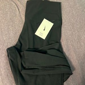 Nike Yoga Luxe Leggings